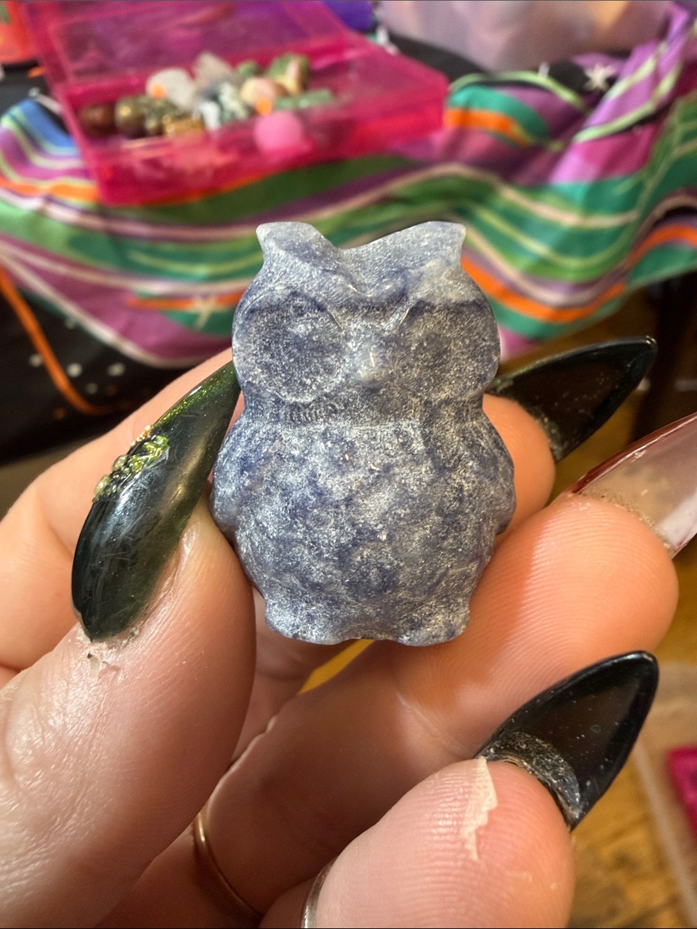 Handheld Owl sodalite mineral - Blue- mini figurine